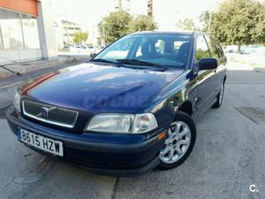 VOLVO S Premium 4p.