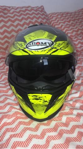 casco de moto SUOMY