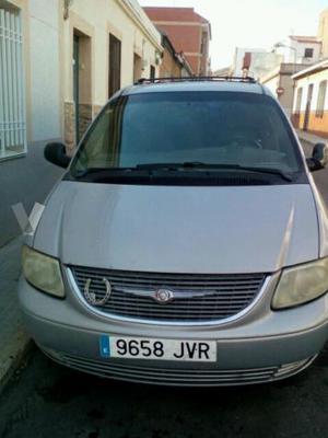 CHRYSLER Voyager LX 2.5 CRD -01