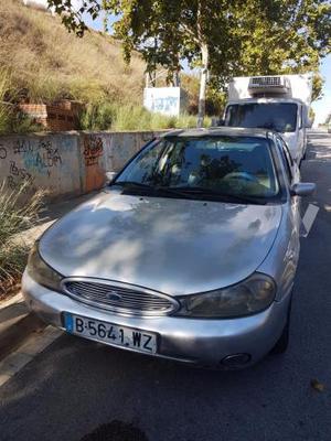 FORD Mondeo 1.8I AMBIENTE -00