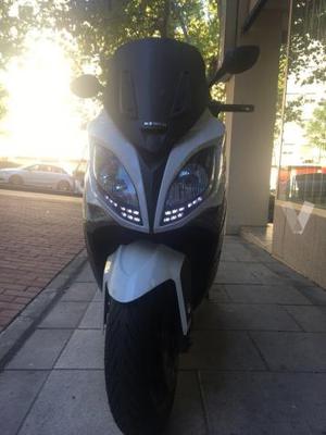 KYMCO Xciting 500 ABS (modelo actual) -10