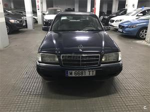 MERCEDES-BENZ Clase C C 220 CLASSIC 4p.