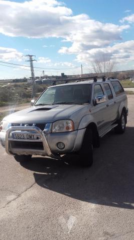 NISSAN Navara 4X2 Doble Cabina SE -05