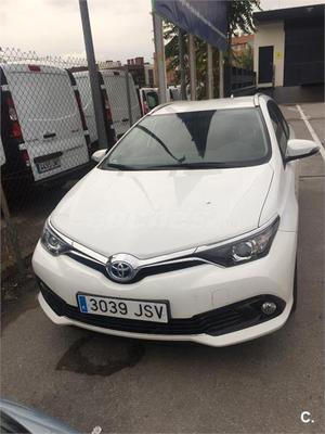 TOYOTA Auris H Active Touring Sports 5p.