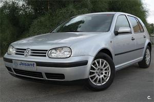 VOLKSWAGEN Golf 1.6 CONCEPTLINE 5p.