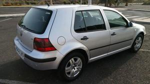 VOLKSWAGEN Golf 1.6 CONCEPTLINE AUTO -01