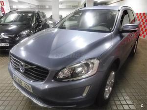 VOLVO XC D3 Kinetic 5p.