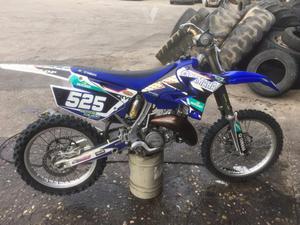 YAMAHA YZ 