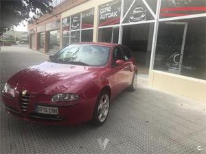 Alfa Romeo  Jtd Distinctive 5p. -04