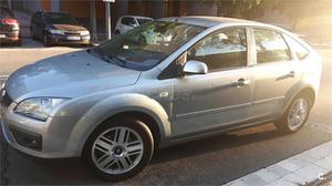 FORD Focus 1.6 TDCi Ghia 5p.