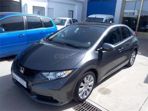 HONDA Civic 1.8 iVTEC Executive Navi 5p.