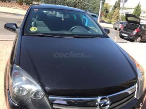 Opel Astra 2.2 Dti 16v Bertone Edition 2p. -04