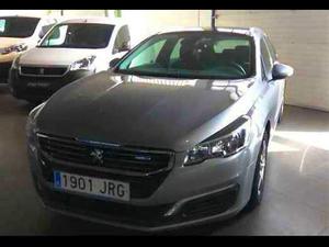 Peugeot BlueHDI Allure 120 EAT6