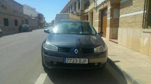 RENAULT Mégane SEDAN CONFORT DYNAMIQUE 1.9DCI -05