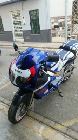 SUZUKI GSX R