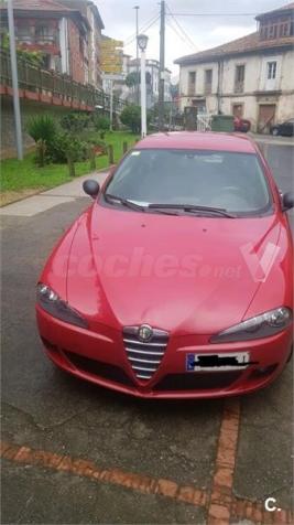 Alfa Romeo  Jtd Distinctive 3p. -06
