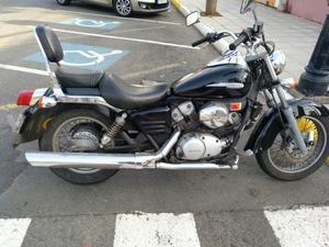 HONDA VT 125 Shadow (