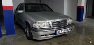 MERCEDES-BENZ Clase C C 200 ESPRIT 4p.