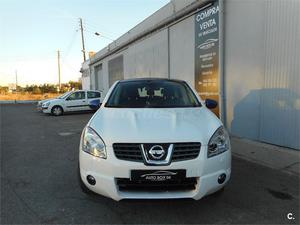 NISSAN QASHQAI 2.0 TEKNA 4X2 CVT NavCaViTra 5p.