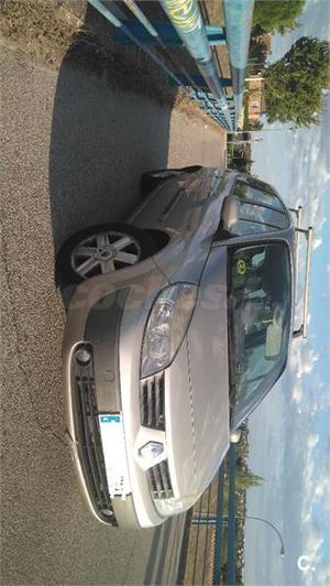 RENAULT Grand Scénic Confort Dynamique 1.5dCi105 EU4 5p.