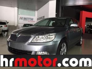 Skoda Octavia Combi 2.0 Tdi Elegance Dsg 5p. -12