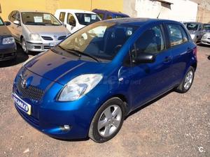 TOYOTA Yaris 1.3 VVTi Sol 5p.