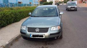 VOLKSWAGEN Passat 1.9 TDi Edition 100CV 4p.