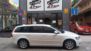 VOLVO V DRIVe Kinetic 5p.