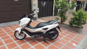 YAMAHA NMAX -16