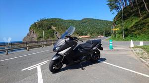 YAMAHA TMAX 530 ABS -16