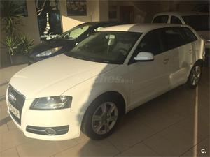 AUDI A3 Sportback 1.6 TDI 105 Stronic Attraction 5p.