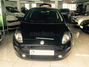 FIAT Punto 1.4 8v Easy 77 CV Gasolina SS EU6 5p.