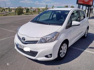 TOYOTA Yaris 100 ACTIVE 5p.