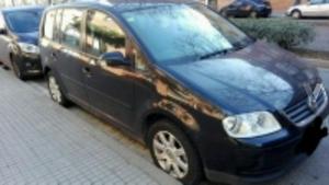 VOLKSWAGEN Touran 1.9 TDI ADVANCE -05