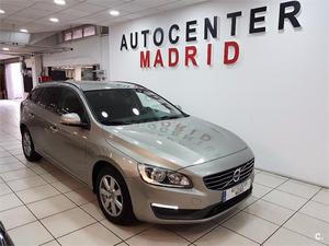 VOLVO V D2 Momentum 5p.