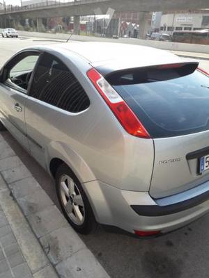 FORD Focus 1.8 TDCi Trend 100CV -05