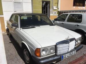 MERCEDEZ 123 GASOLINA 