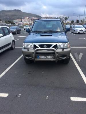 NISSAN Terrano II 2.7 TDi Luxury 3p -01