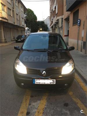 RENAULT Scenic CONFORT DYNAMIQUE 1.9DCI 5p.