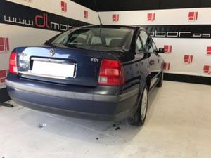 VOLKSWAGEN PASSAT EN VENTA EN MáLAGA (MáLAGA) - MáLAGA -