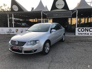 VOLKSWAGEN Passat 2.0 TDI 170cv DPF Highline DSG 4p.