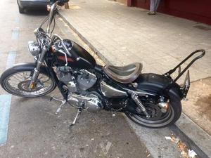 HARLEY DAVIDSON Sportster Seventy-Two (