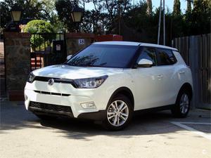 SSANGYONG Tivoli G16 Premium 4x2 5p.