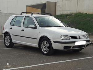 VOLKSWAGEN Golf 1.6 Conceptline 105CV 5p.