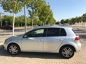 VOLKSWAGEN Golf 1.6 TDI 105cv BlueMotion 5p.