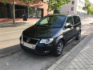 VOLKSWAGEN Touran 1.9 TDI 105 DSG Traveller 5p.