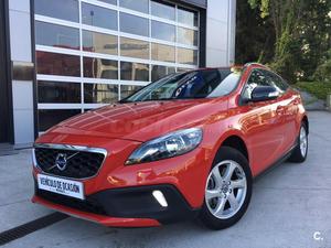 VOLVO V40 Cross Country 2.0 D2 Kinetic 5p.