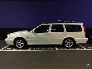 VOLVO V70 AWD 5p.