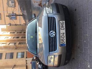 Volkswagen Passat 1.9 Tdi Tiptronic Highline 130cv 4p. -03