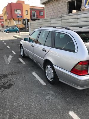 MERCEDES-BENZ Clase C C 220 D ELEGANCE -98